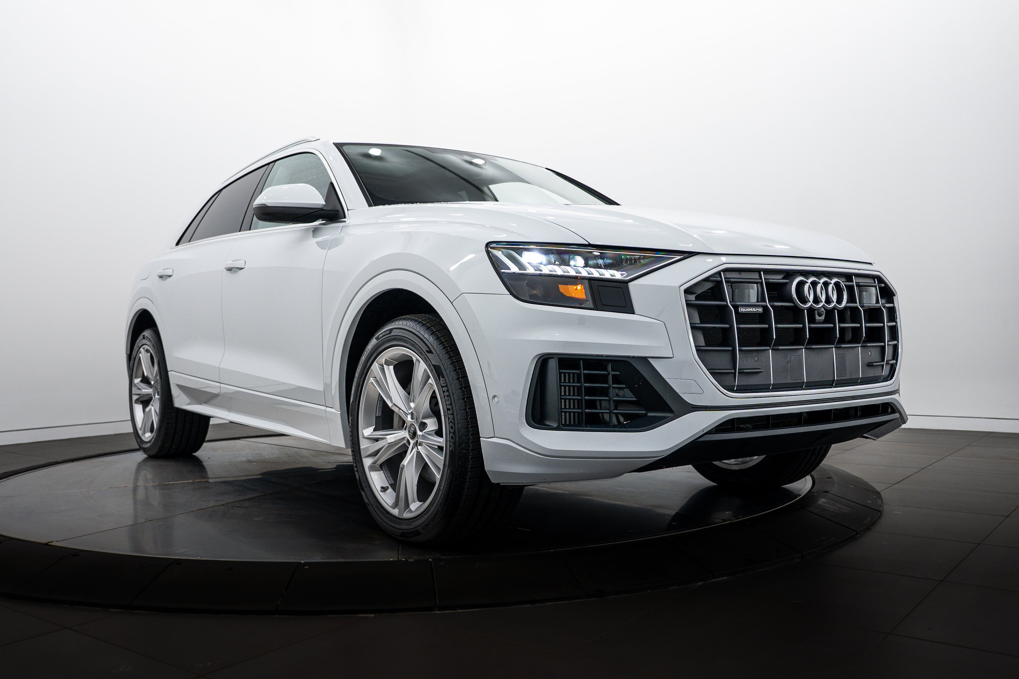 2023 Audi Q8 55 Premium Plus Tiptonic quattro's photo
