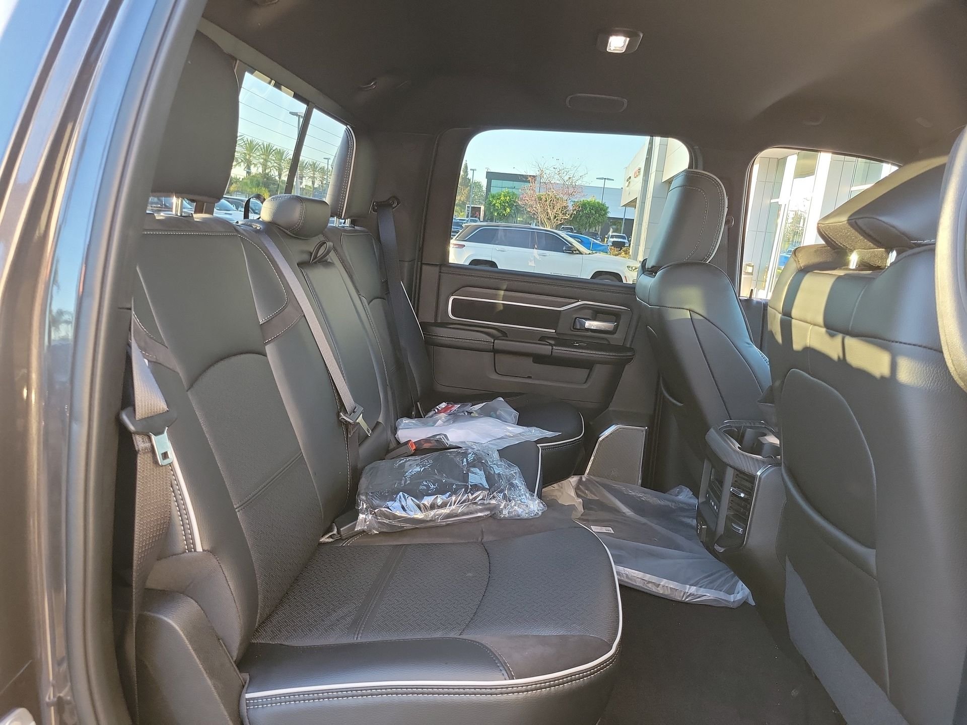 New 2026 Granite Crystal Metallic Clear-Coat Exterior Paint RAM Laramie image 20