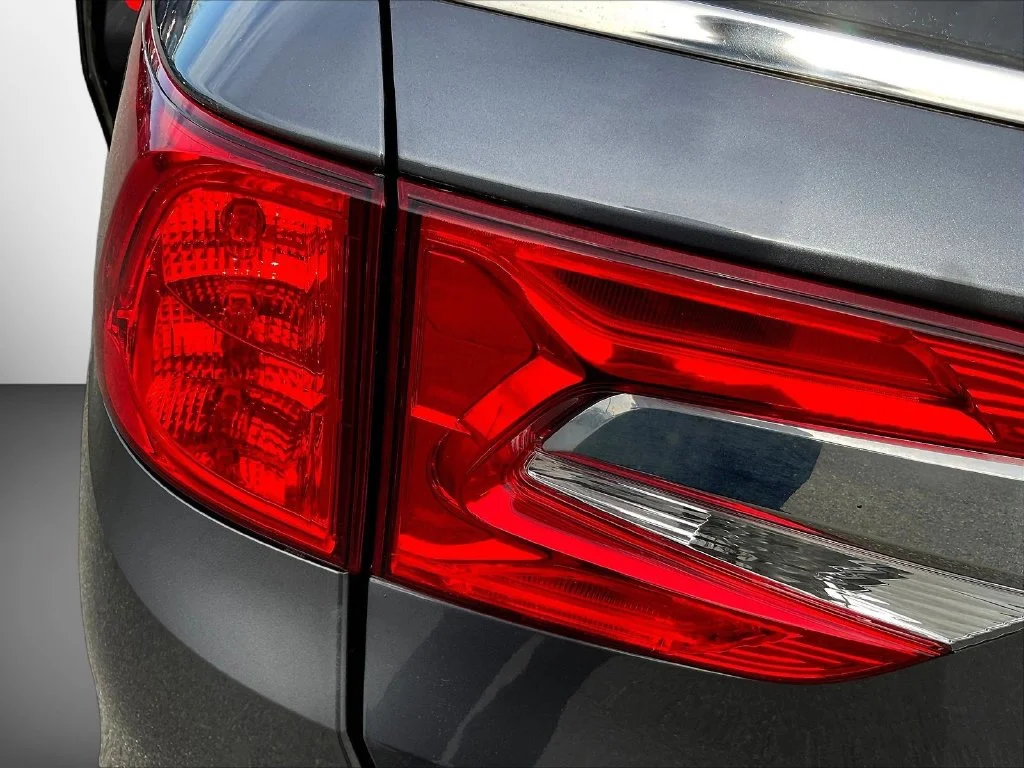 Used 2020  Honda EX image 24
