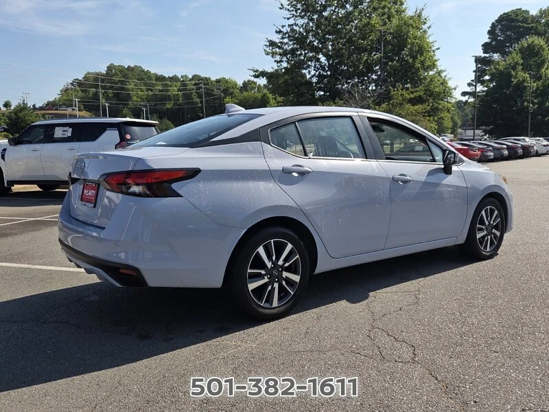 Used 2025 Pearl NISSAN SV CVT image 5