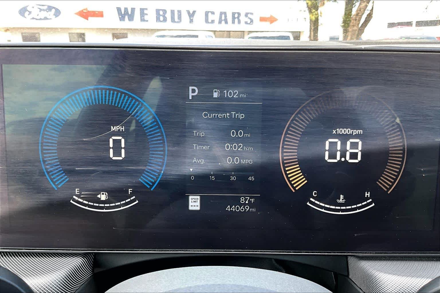 Used 2025 Aero Silver Hyundai SEL image 25