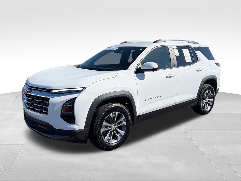 Used 2025 White Chevrolet LT image 5