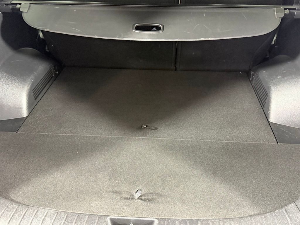Used 2023 Red Hyundai SEL image 32