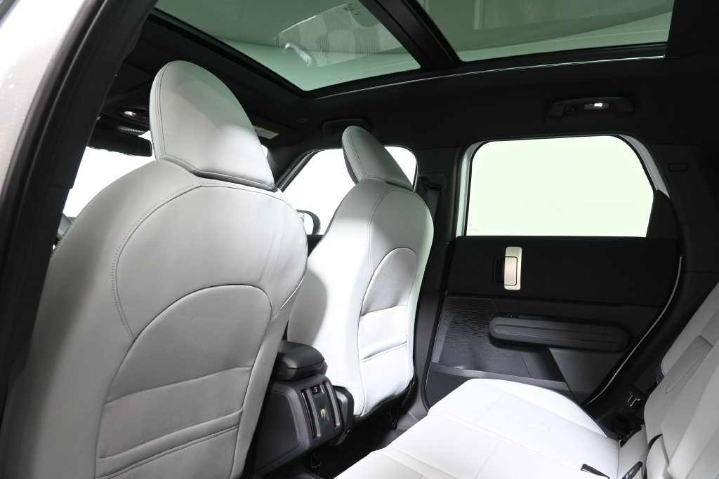 Used 2026 White MINI  image 30