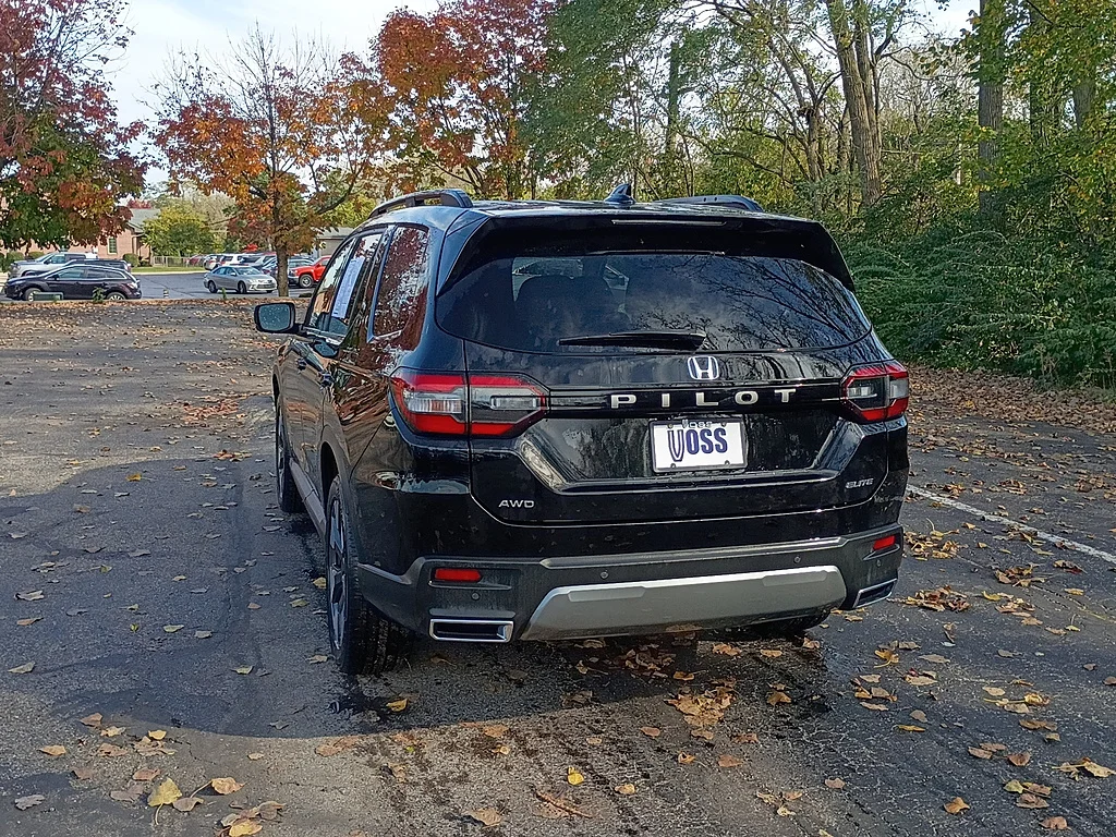 2026 Honda Pilot Elite, photo 5 of 12
