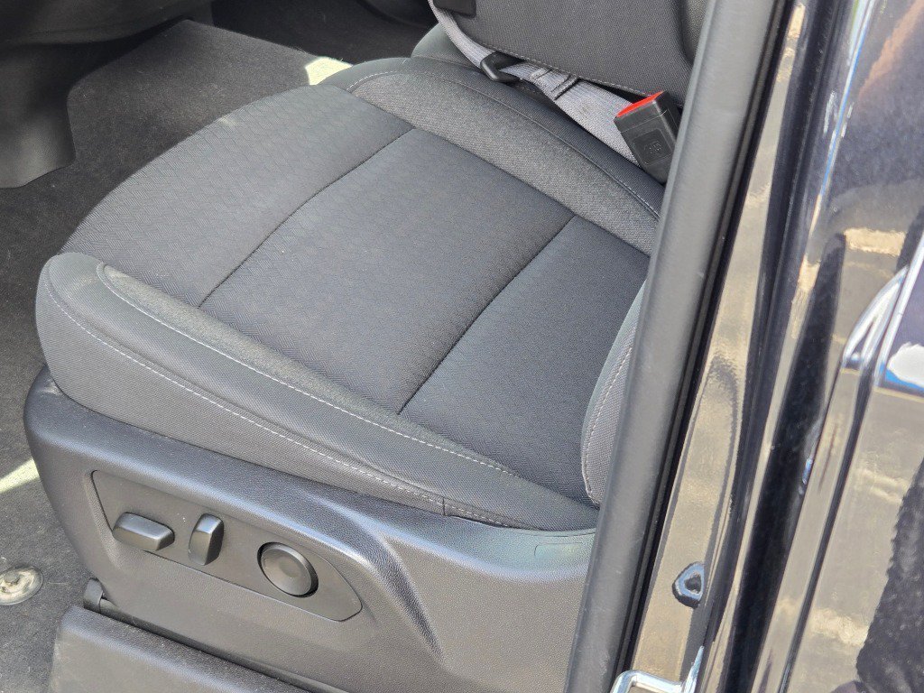 2024 Chevrolet Silverado 1500 LT - Photo 23