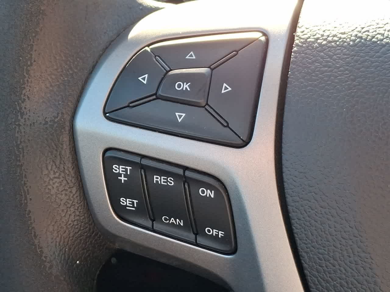 Used 2019 Oxford White Ford XLT image 20
