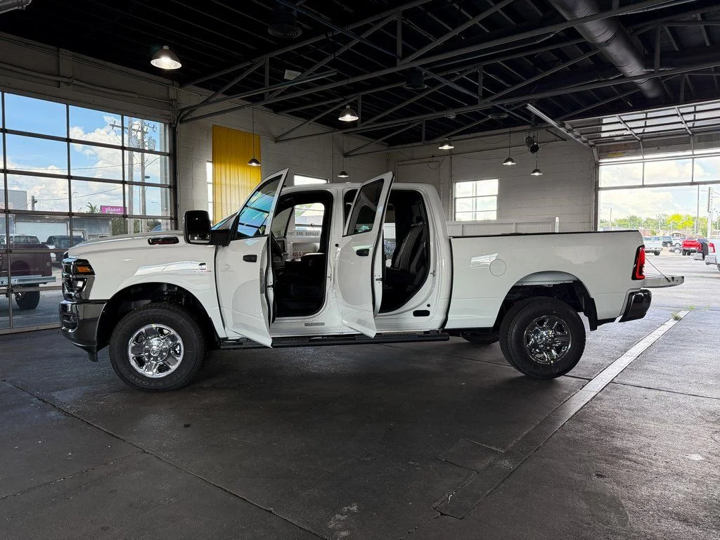 New 2025 White Ram Tradesman image 17