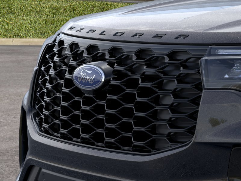 New 2026 Agate Black Metallic Ford ST-Line image 17