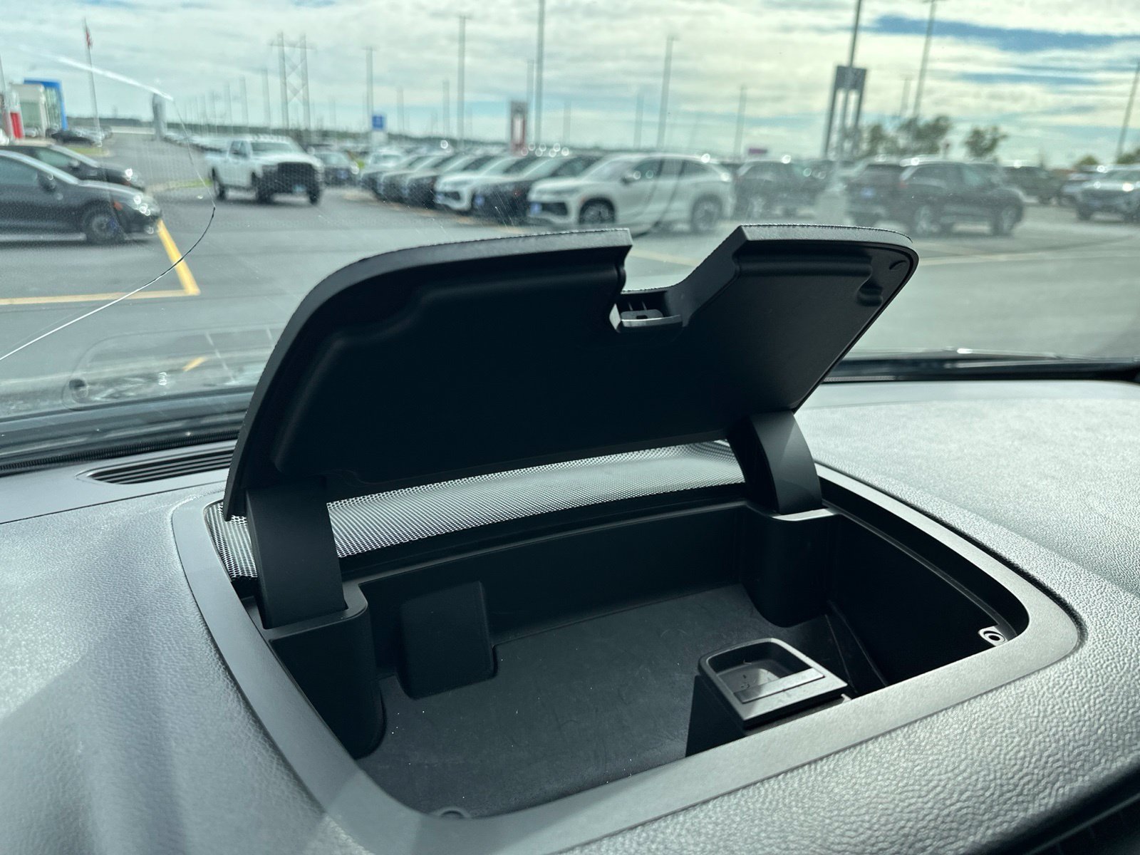 Used 2017 Silver GMC Limited image 54