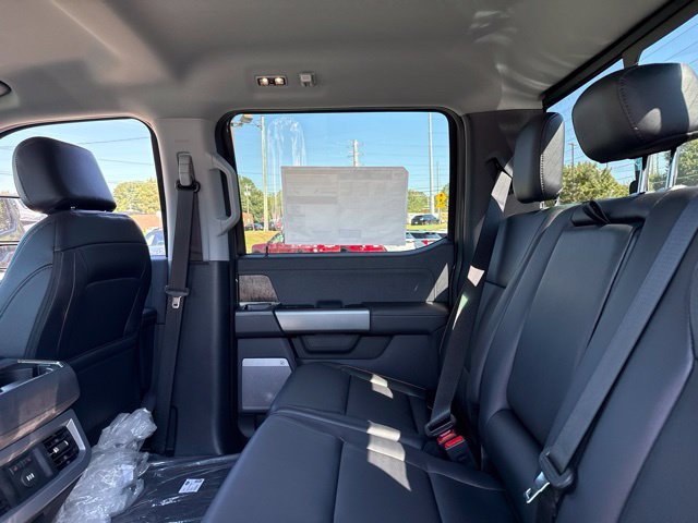 New 2027 Marsh Gray Metallic Ford Lariat image 16