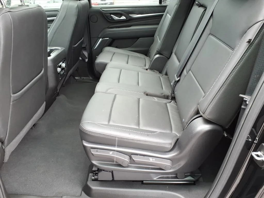 Used 2024 Black GMC Denali image 14