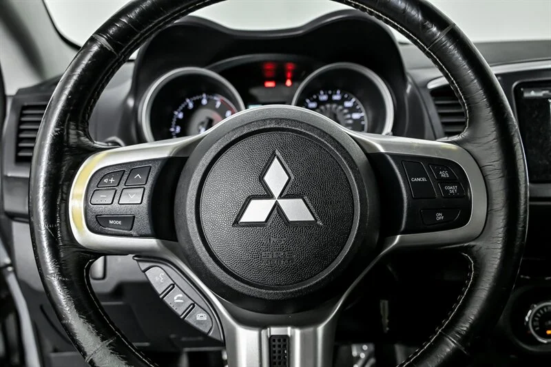 Used 2015 Apex Silver Metallic Mitsubishi GSR-1 OWNER-CLEAN CARFAX! image 24