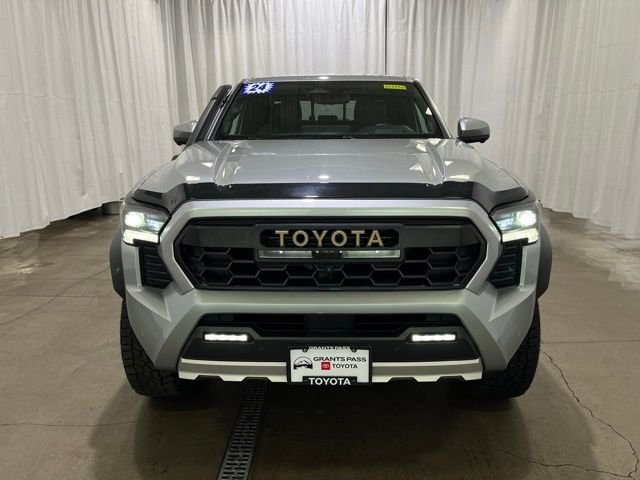 Used 2024 Silver Toyota Trailhunter image 9