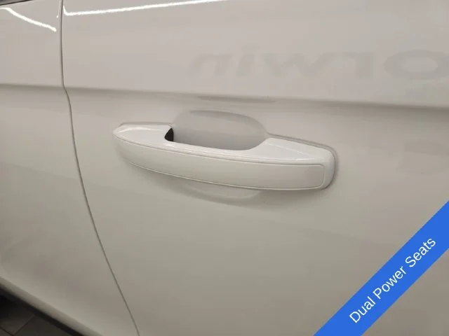 New 2026 Star White Metallic Tri-Coat Ford MAX Platinum® image 9