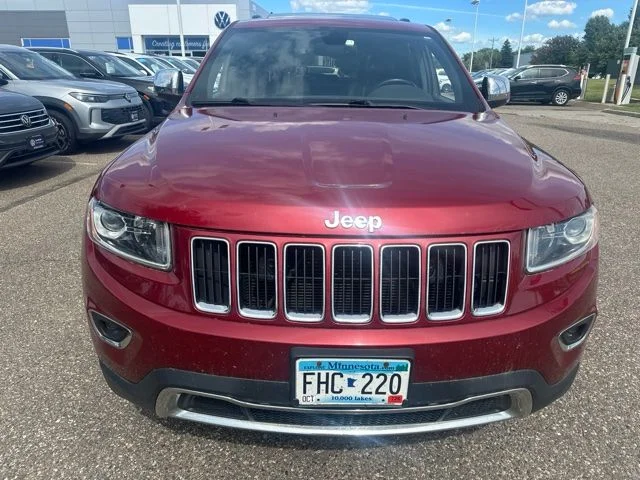 Used 2015 Red Jeep Limited image 8