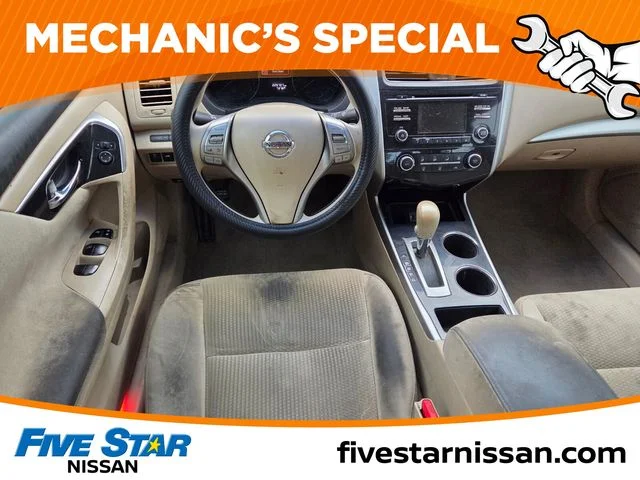 Used 2014 Beige Nissan 2.5 S image 8