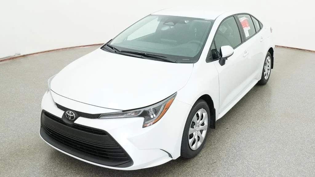 New 2026 Wind Chill Pearl Toyota LE image 20