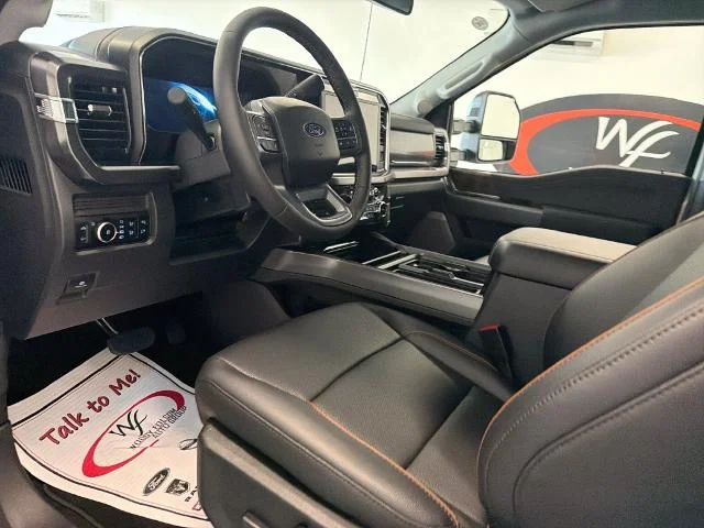 New 2027 Oxford White Ford F-250® Lariat® image 25
