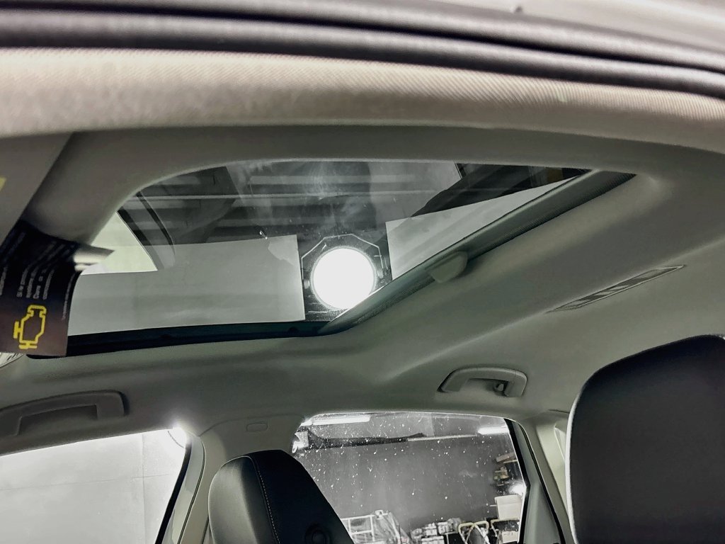 New 2027 Opal White Pearl Volkswagen 1.5T SE image 18