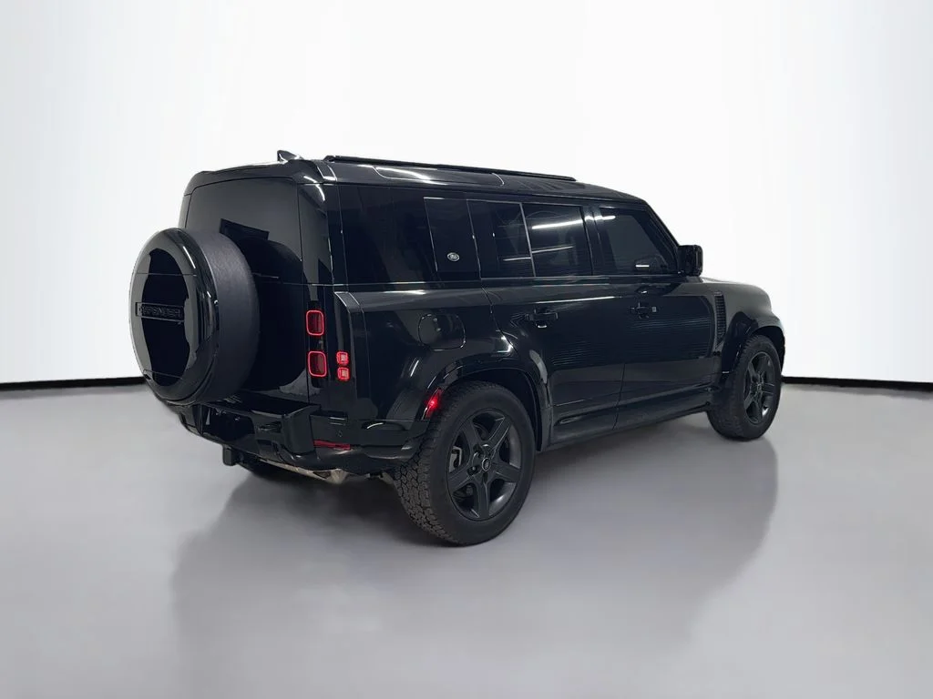Certified Used 2024 Santorini Black Metallic Land Rover X-Dynamic SE image 9