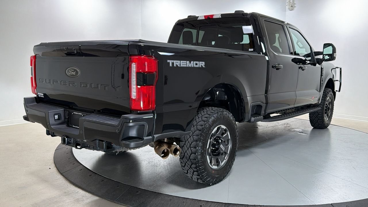Used 2024 Black Ford Lariat image 5
