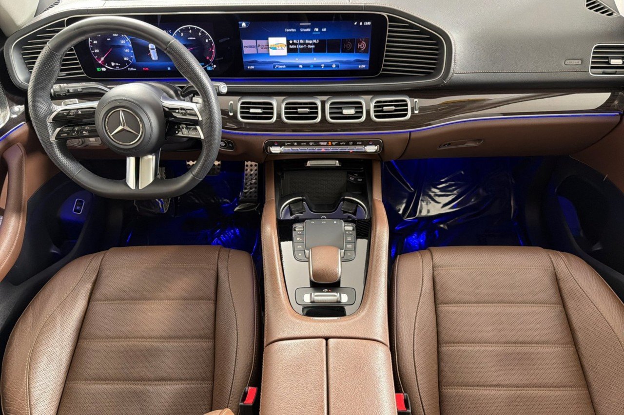 Certified Used 2024 MANUFAKTUR Diamond White Metallic Mercedes-Benz GLS 450 image 12