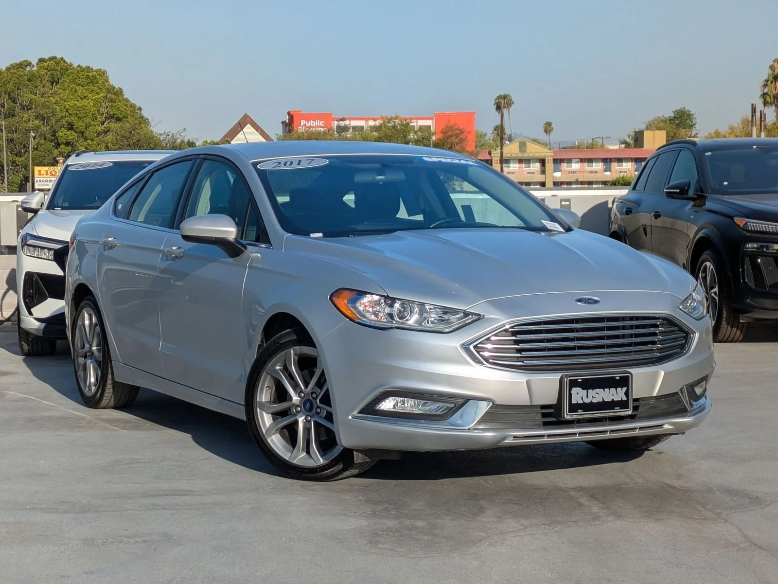 Used 2017 Silver Ford SE image 62