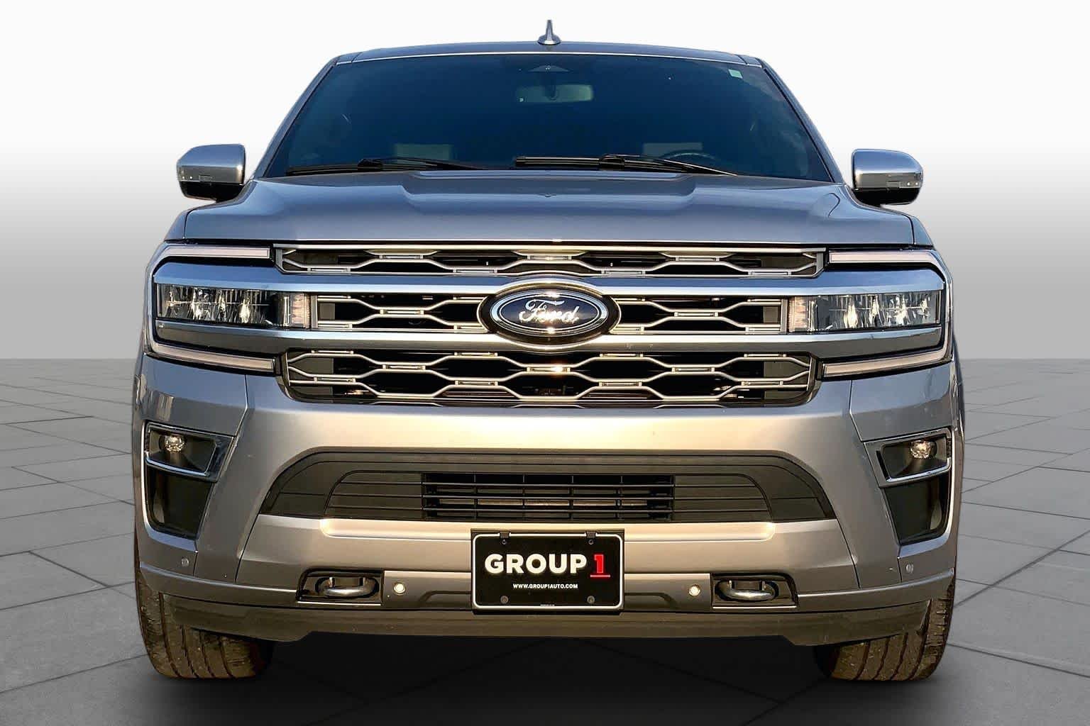 Used 2023 Iconic Silver Metallic Ford Platinum image 4