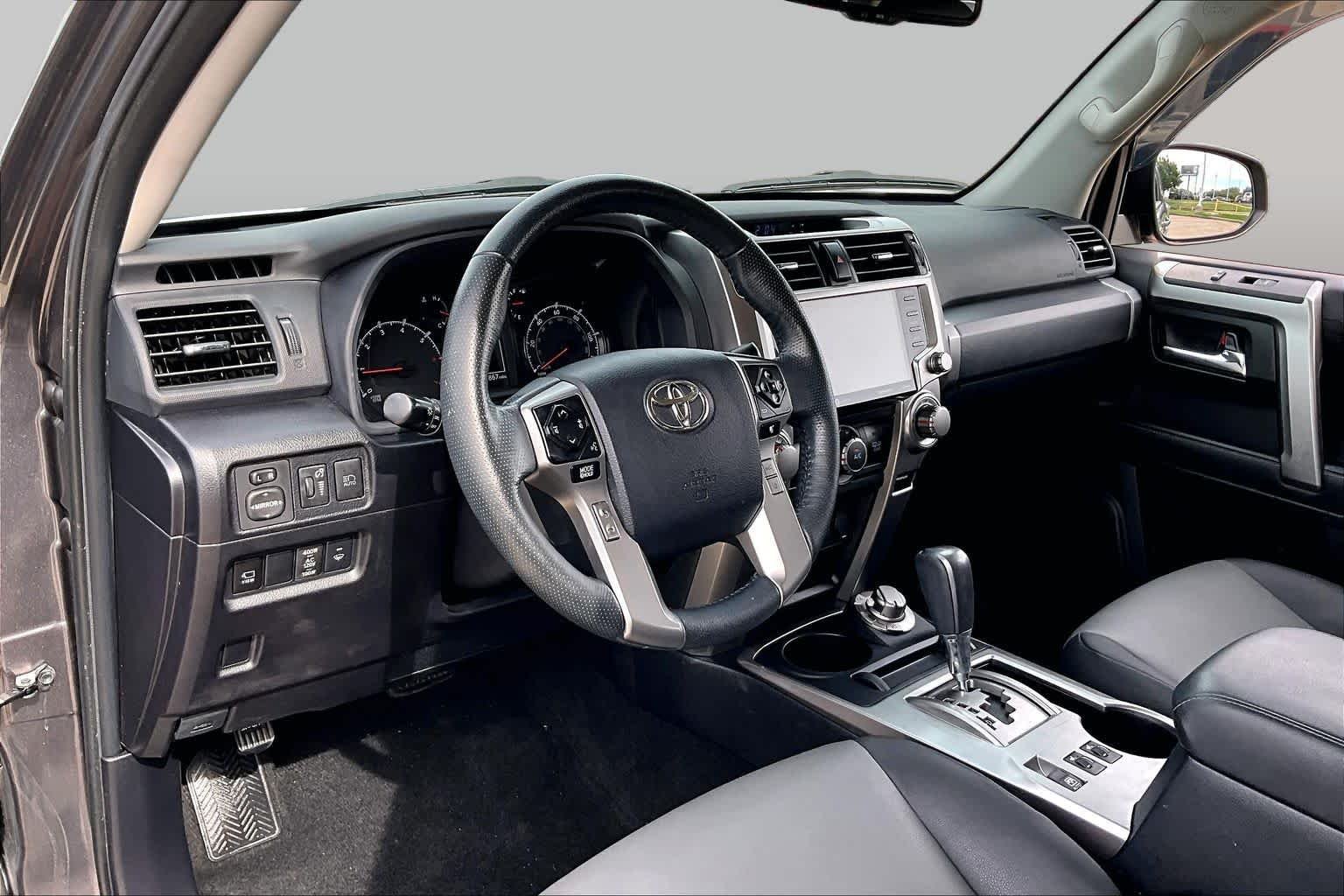 Used 2023 Magnetic Gray Metallic Toyota SR5 Premium image 18