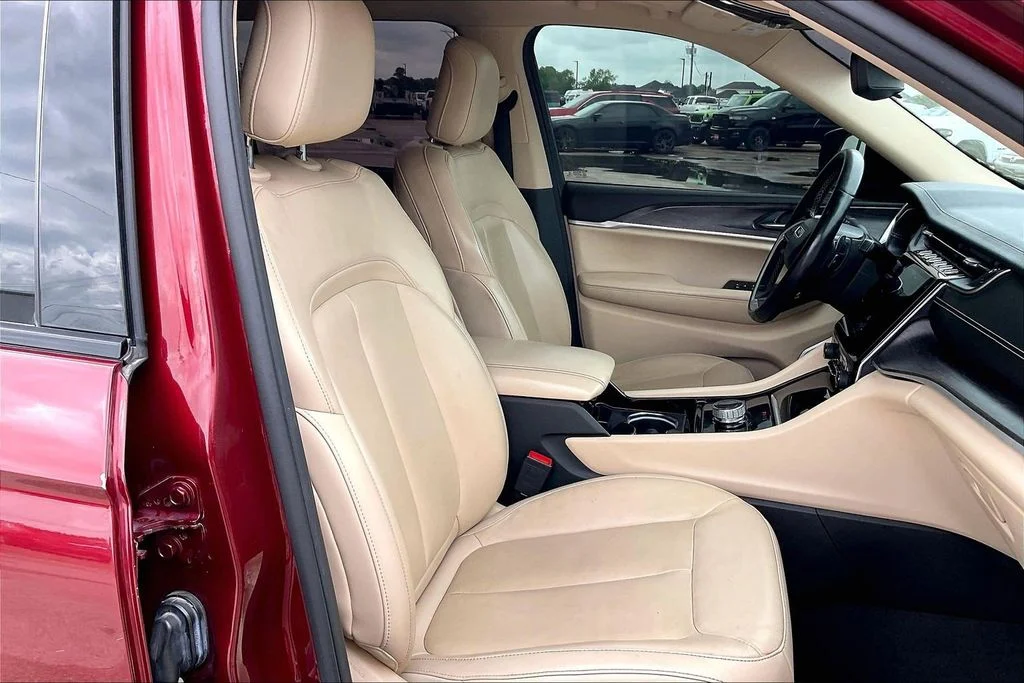 Used 2021 Red Jeep Limited image 30