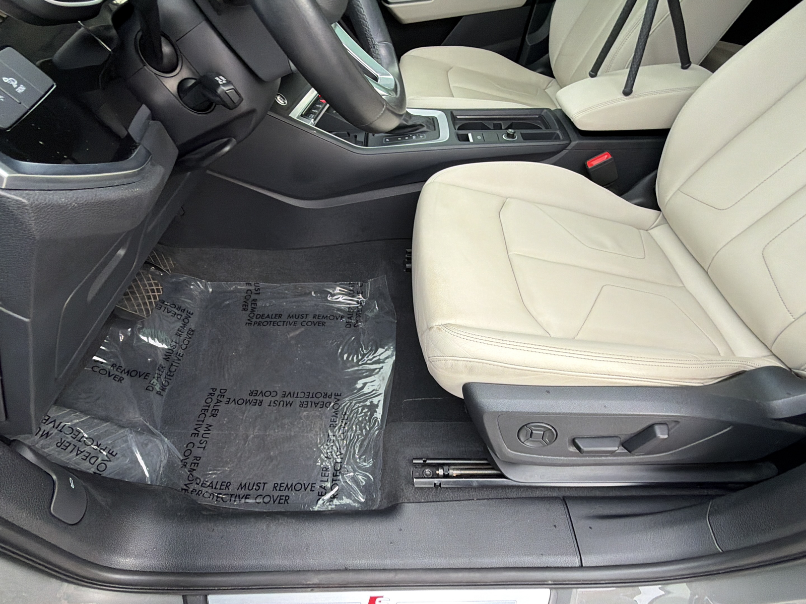 Used 2024  Audi Premium image 34