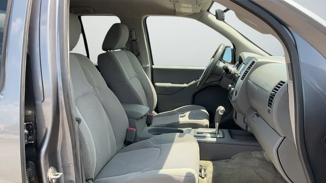 Used 2018 Gray Nissan SV image 23