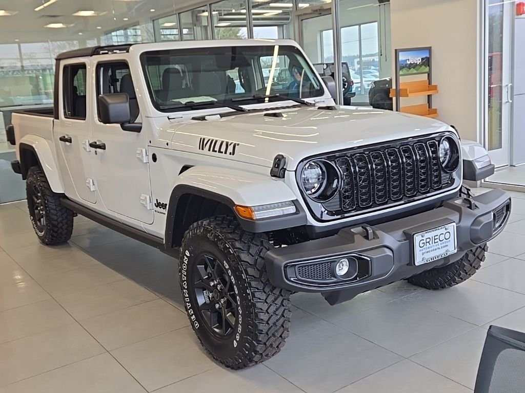 2026 Jeep Gladiator Willys Auto's photo