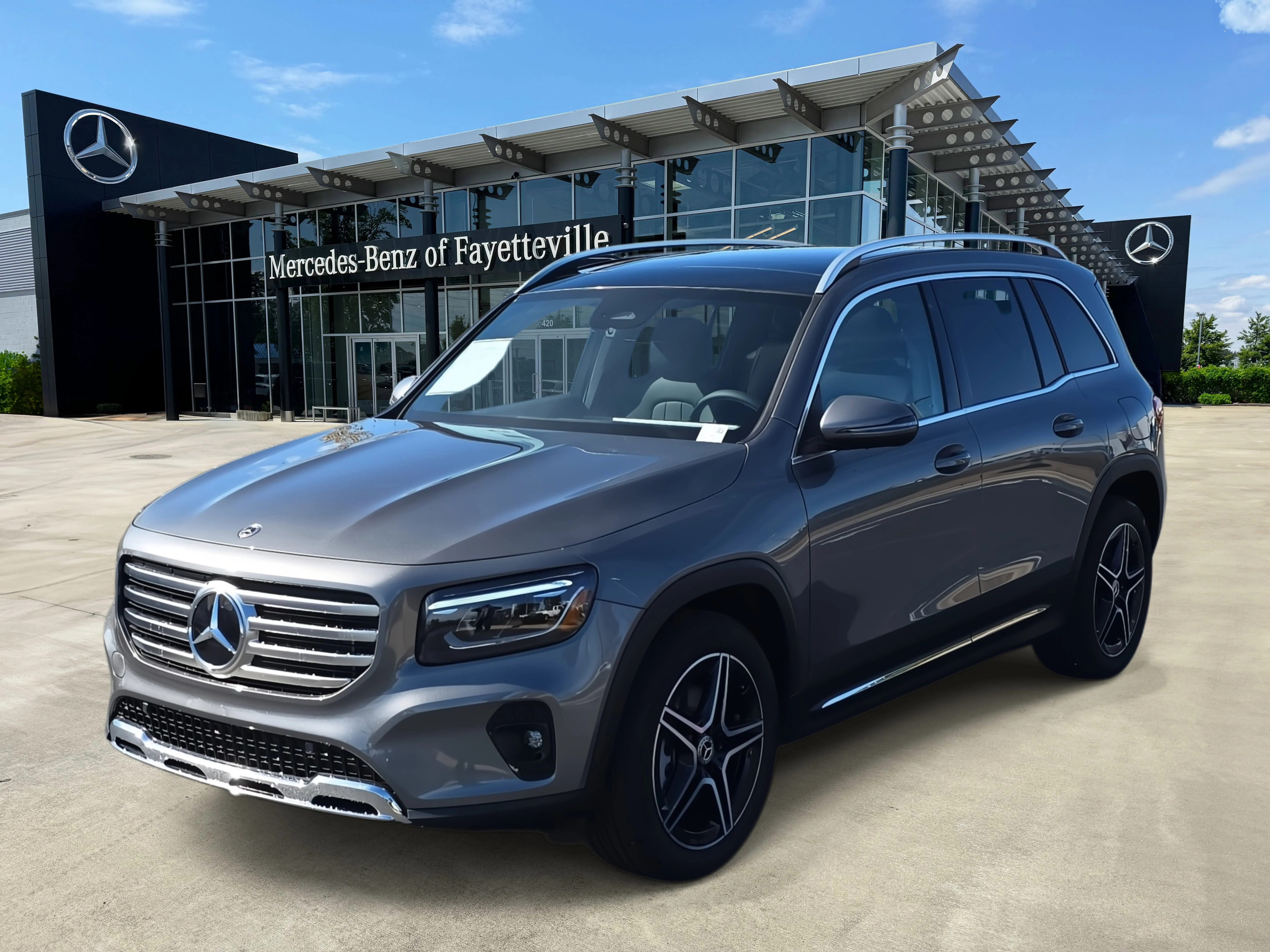 2026 Mercedes-Benz GLB GLB 250's photo