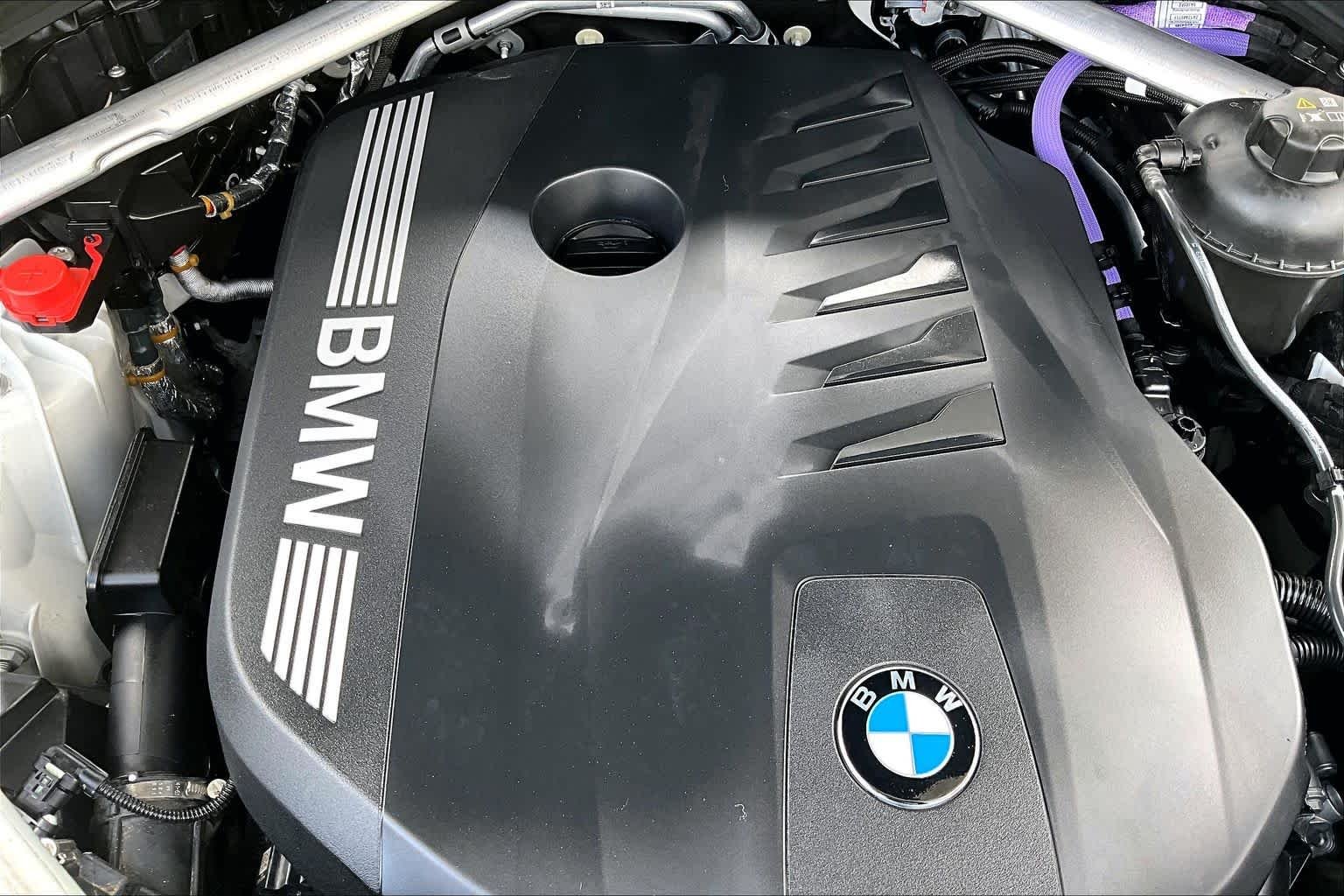 Used 2026 Alpine White BMW xDrive40i image 31