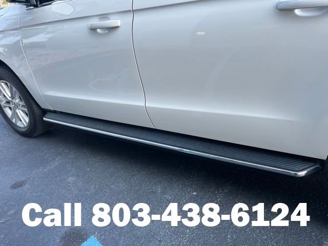 Used 2022 White Ford XLT image 36
