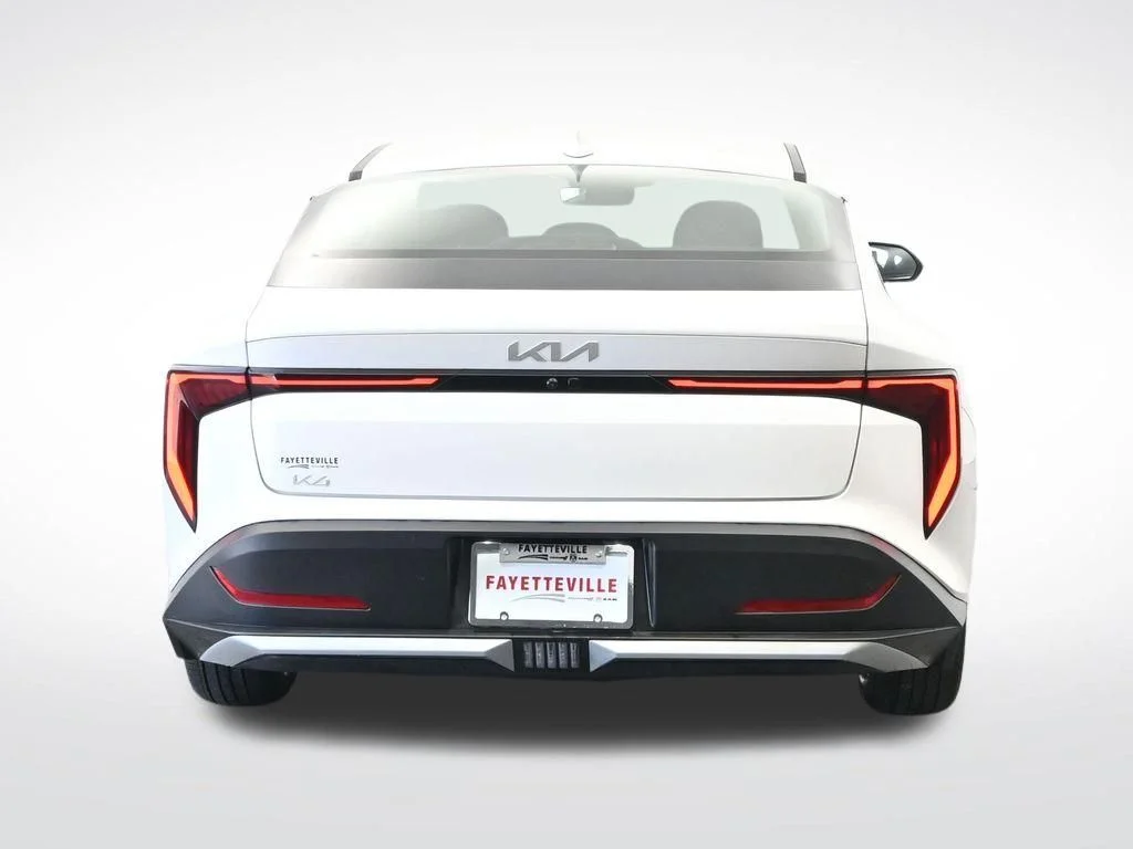2025 Kia K4 LXS - Photo 6