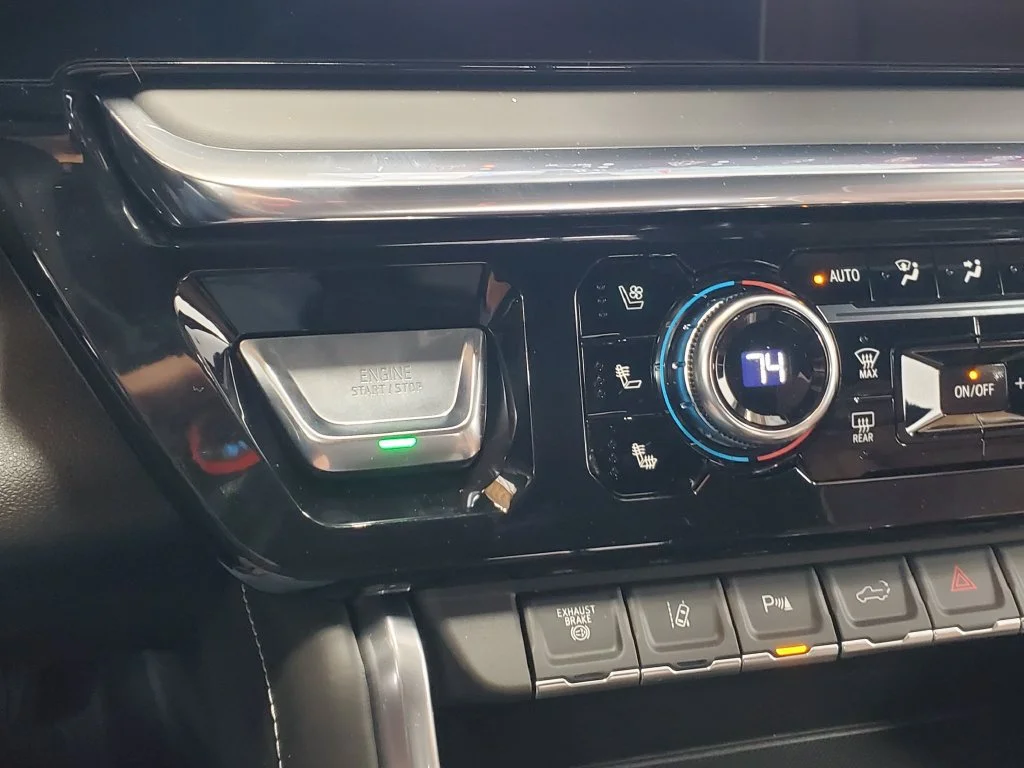 2026 GMC Sierra 2500HD Denali Ultimate - Photo 16