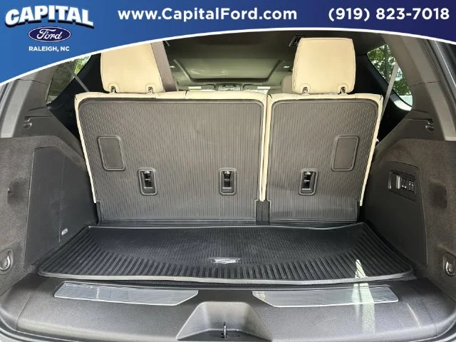 Used 2026 Green Cadillac Sport image 16