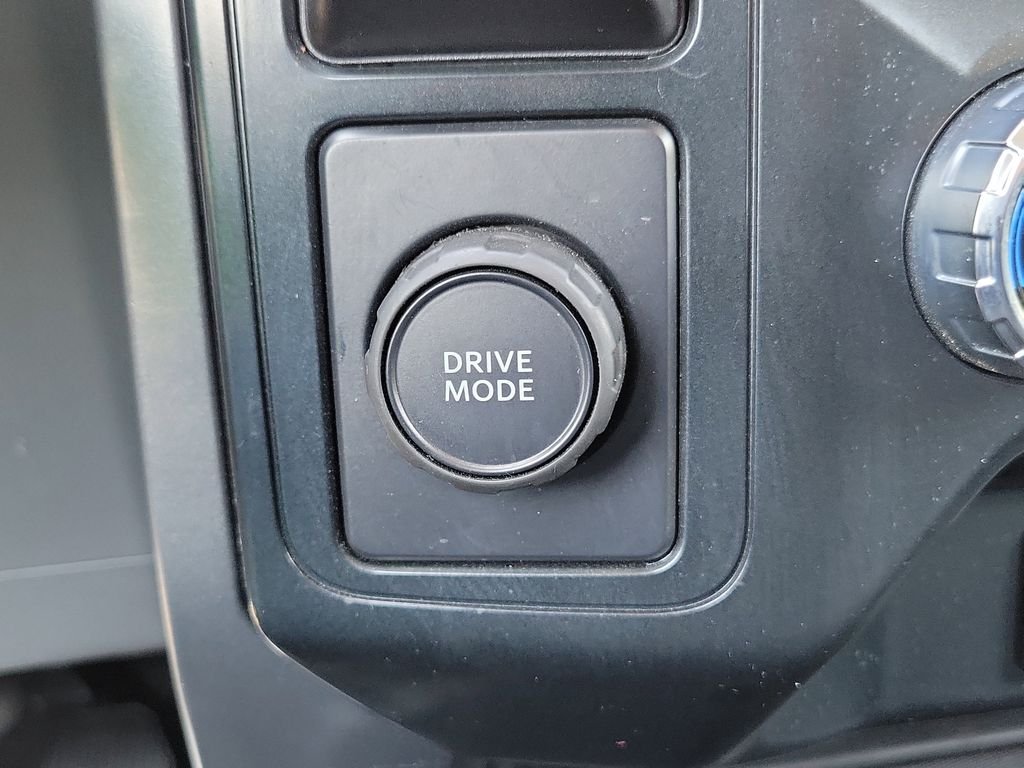 Used 2025 White Ford XLT image 28
