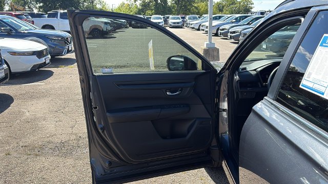 Used 2023  Honda Sport image 8