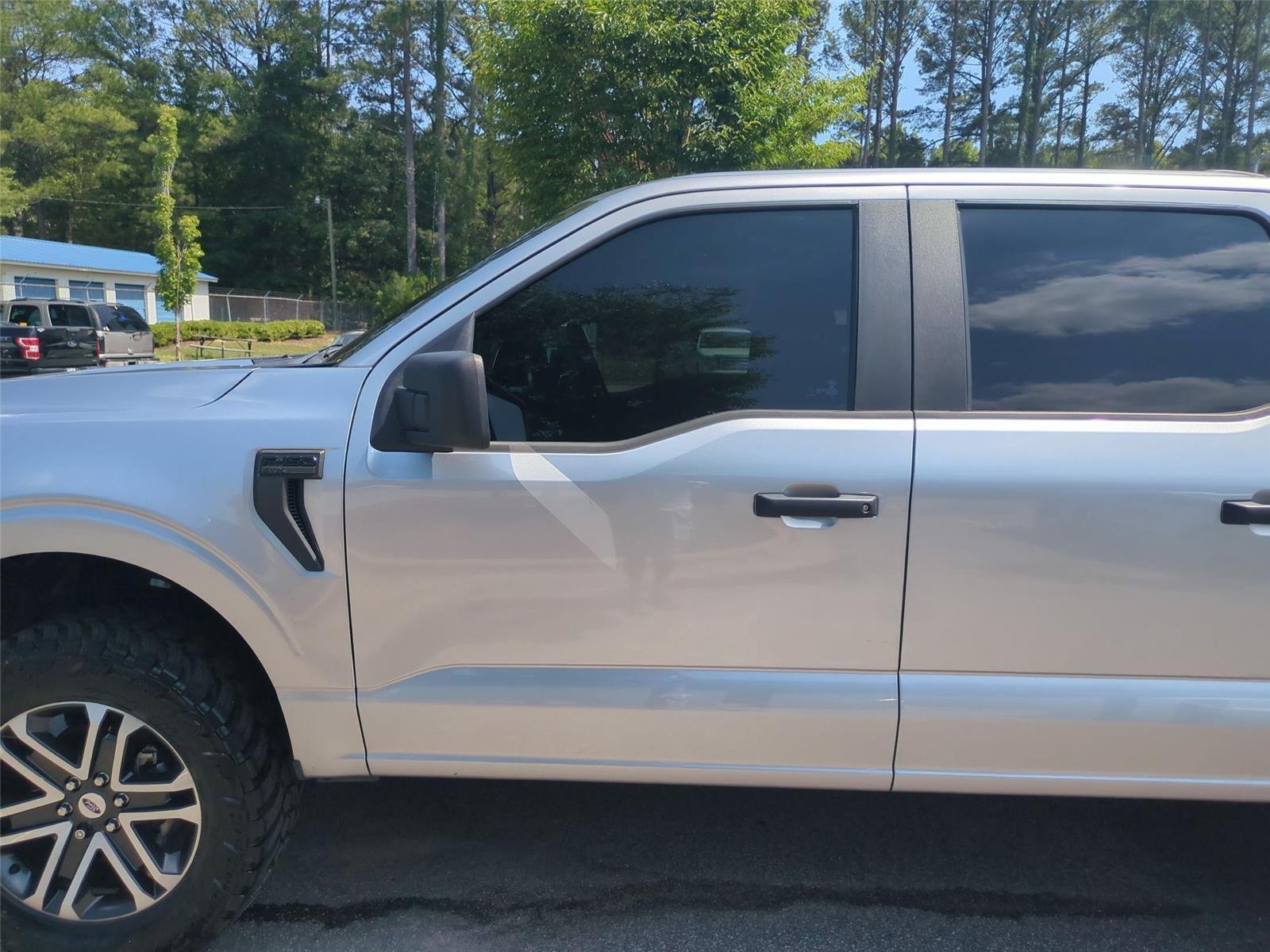 Used 2023 Iconic Silver Ford XL image 15