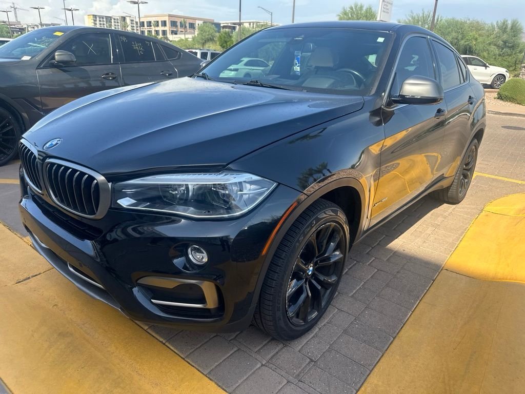 Used 2018 Black Sapphire Metallic BMW xDrive35i image 2
