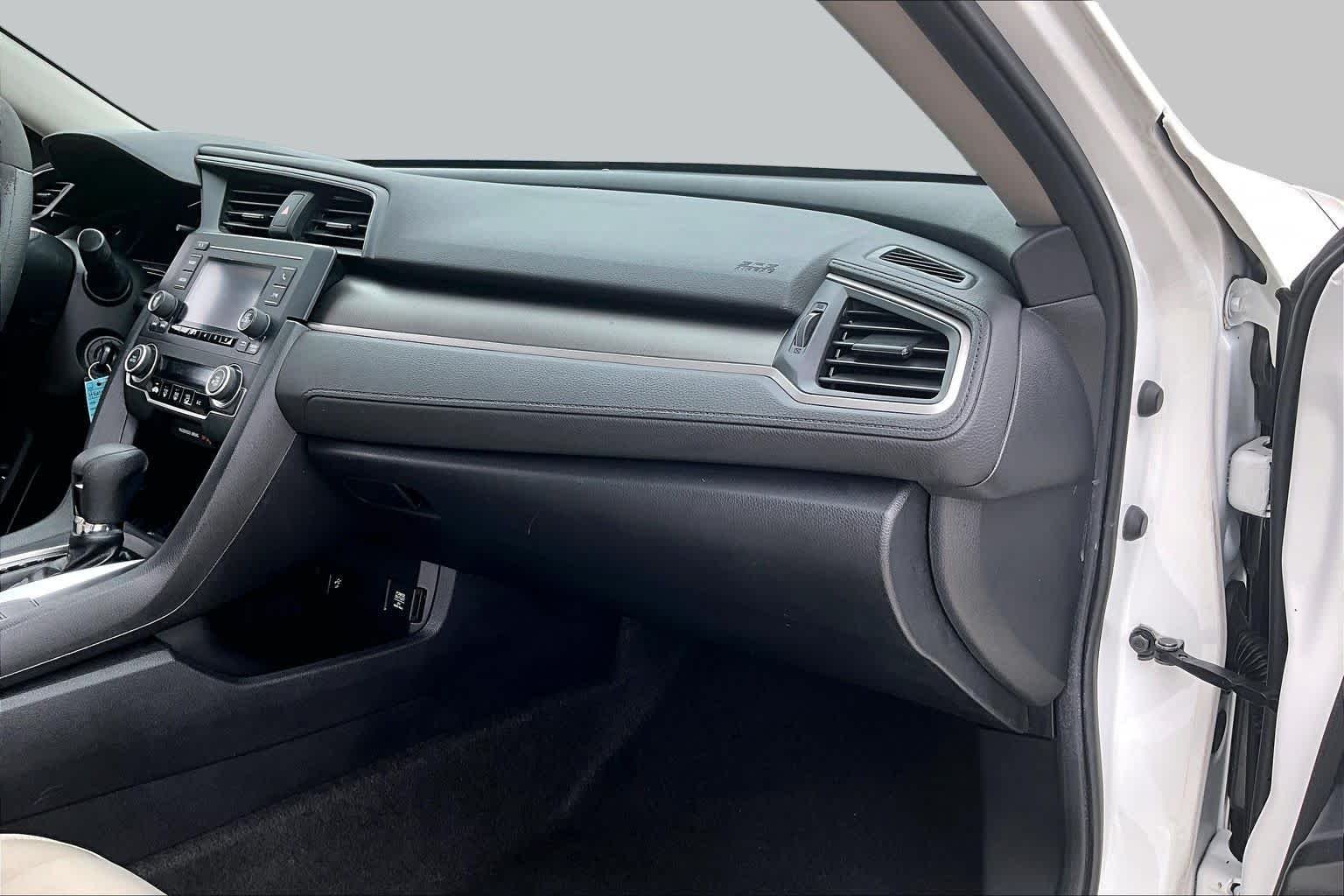 Used 2017 Taffeta White Honda LX image 17