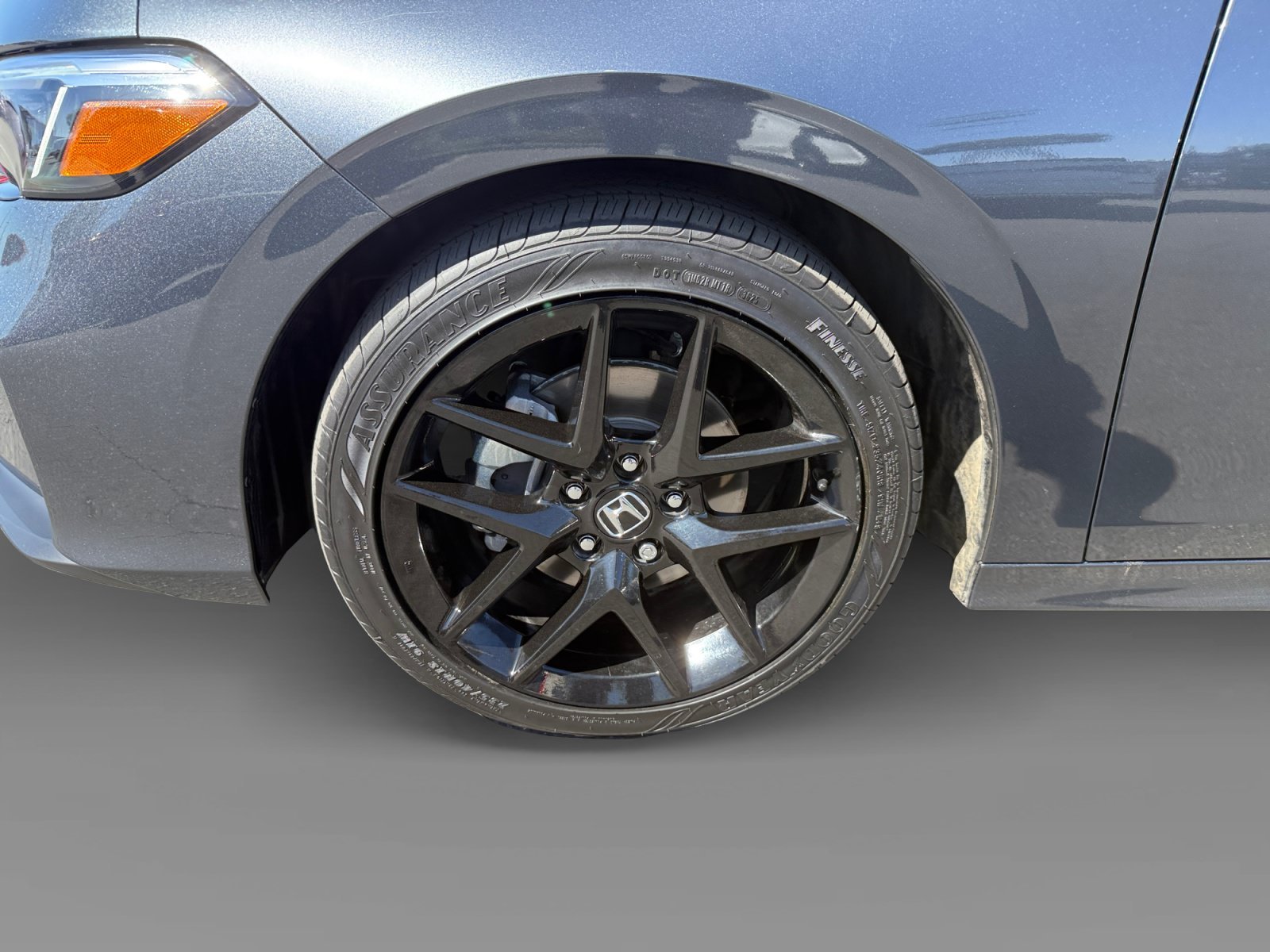 2025 Honda Civic Sport - Photo 9