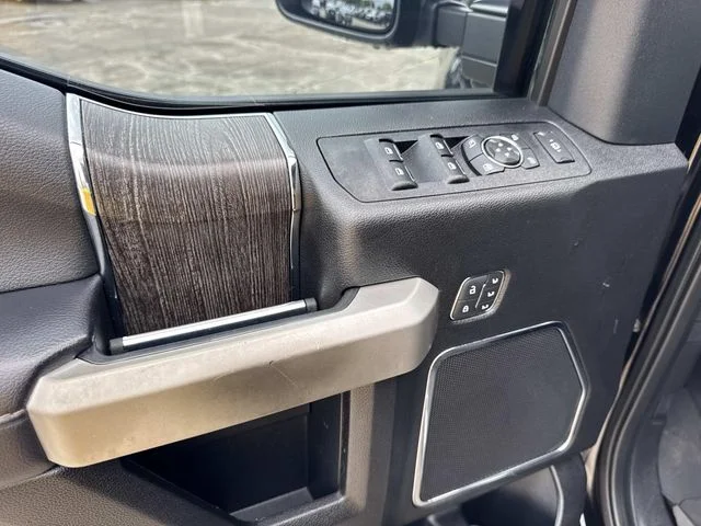 Used 2021 Black Metallic Ford Lariat image 40