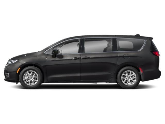 New 2026 Diamond Black Crystal Pearl-Coat Exterior Paint Chrysler Limited image 4