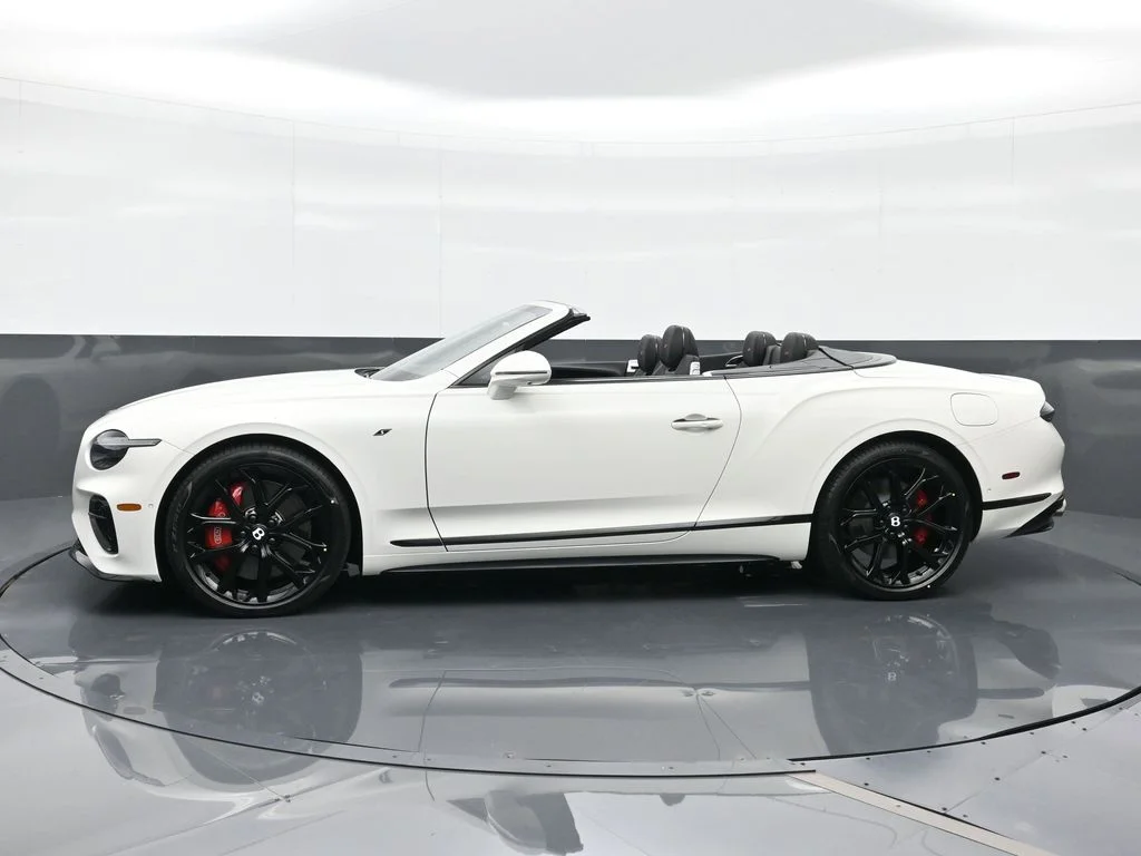 New 2026 White Bentley  image 5