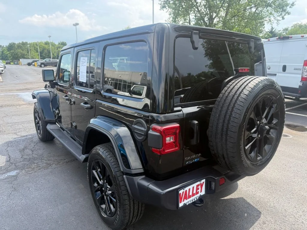 Used 2025 Black Jeep Sahara 4xe image 6